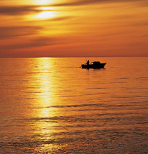 Click image for larger version. 

Name:	sunset-fishing3.jpg 
Views:	28 
Size:	65.0 KB 
ID:	3962