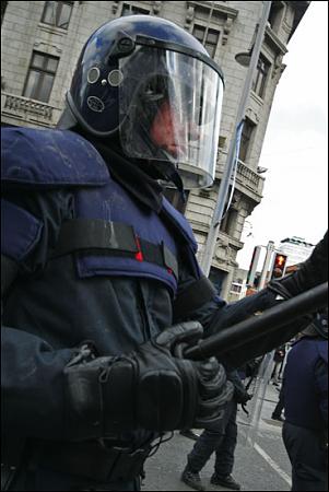 Click image for larger version. 

Name:	RiotGear.jpg 
Views:	1 
Size:	78.2 KB 
ID:	6923