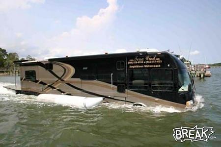 Click image for larger version. 

Name:	40nov1-amphibious_motorcoach.jpg 
Views:	2 
Size:	35.8 KB 
ID:	12926