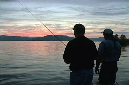 Click image for larger version. 

Name:	Sunset_fishing7.jpg 
Views:	0 
Size:	17.1 KB 
ID:	3991